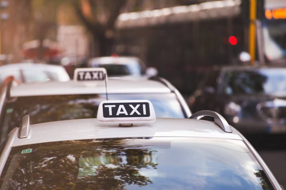Taxi à Loyat